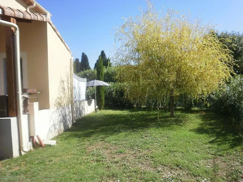 Holiday home Villa Tout Confort, A 5Mn De St Remy De Provence Saint-Etienne-du-Gres France